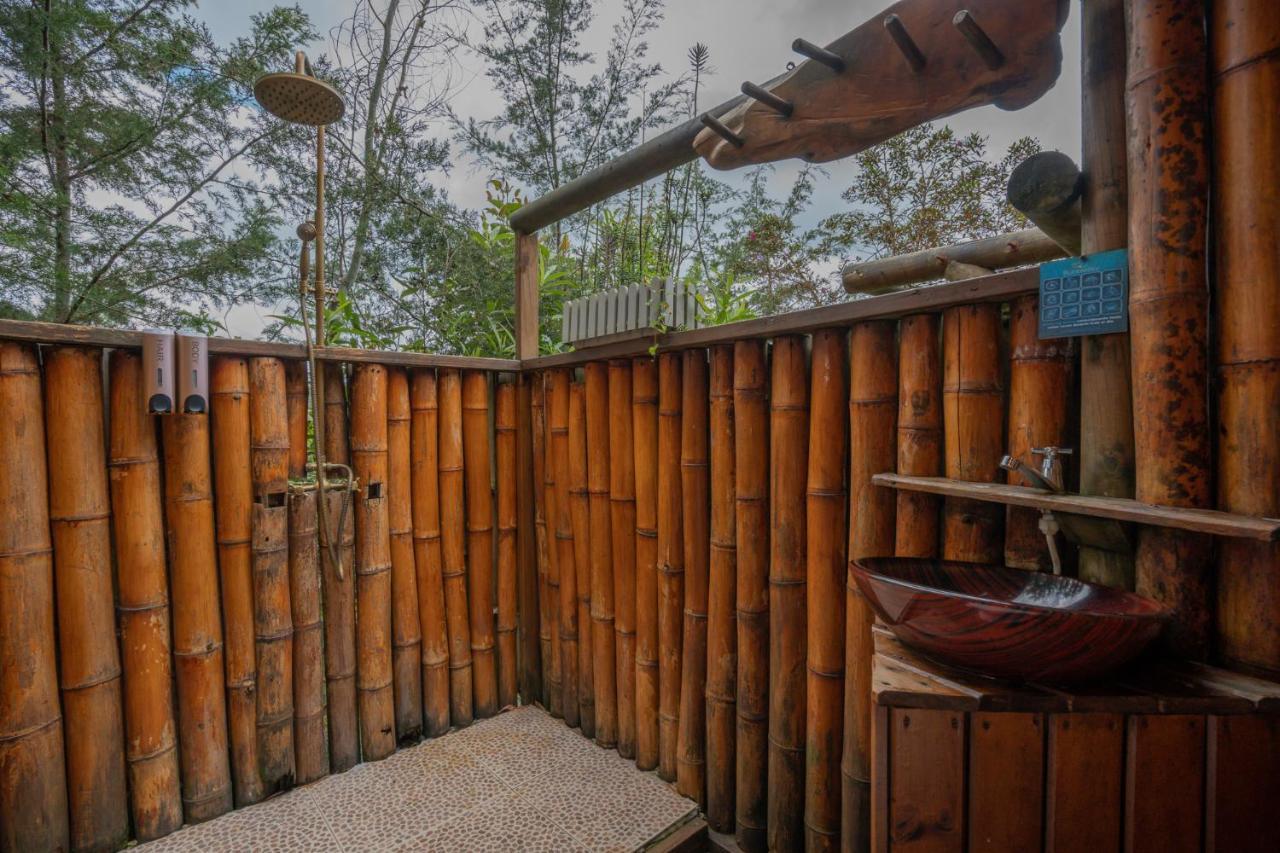 ホテル Bubblesky Glamping 40 Min From Medellin エル・レティーロ エクステリア 写真