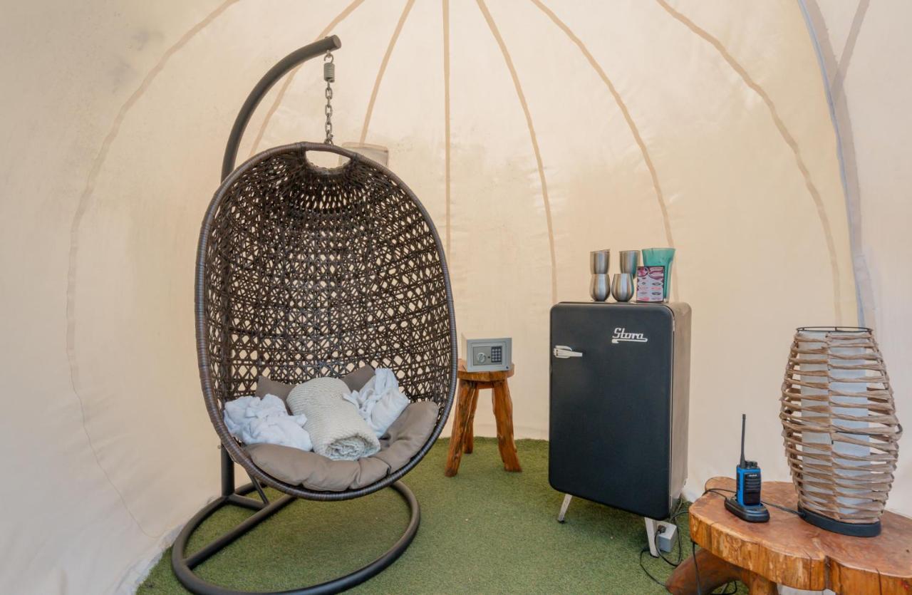 ホテル Bubblesky Glamping 40 Min From Medellin エル・レティーロ エクステリア 写真