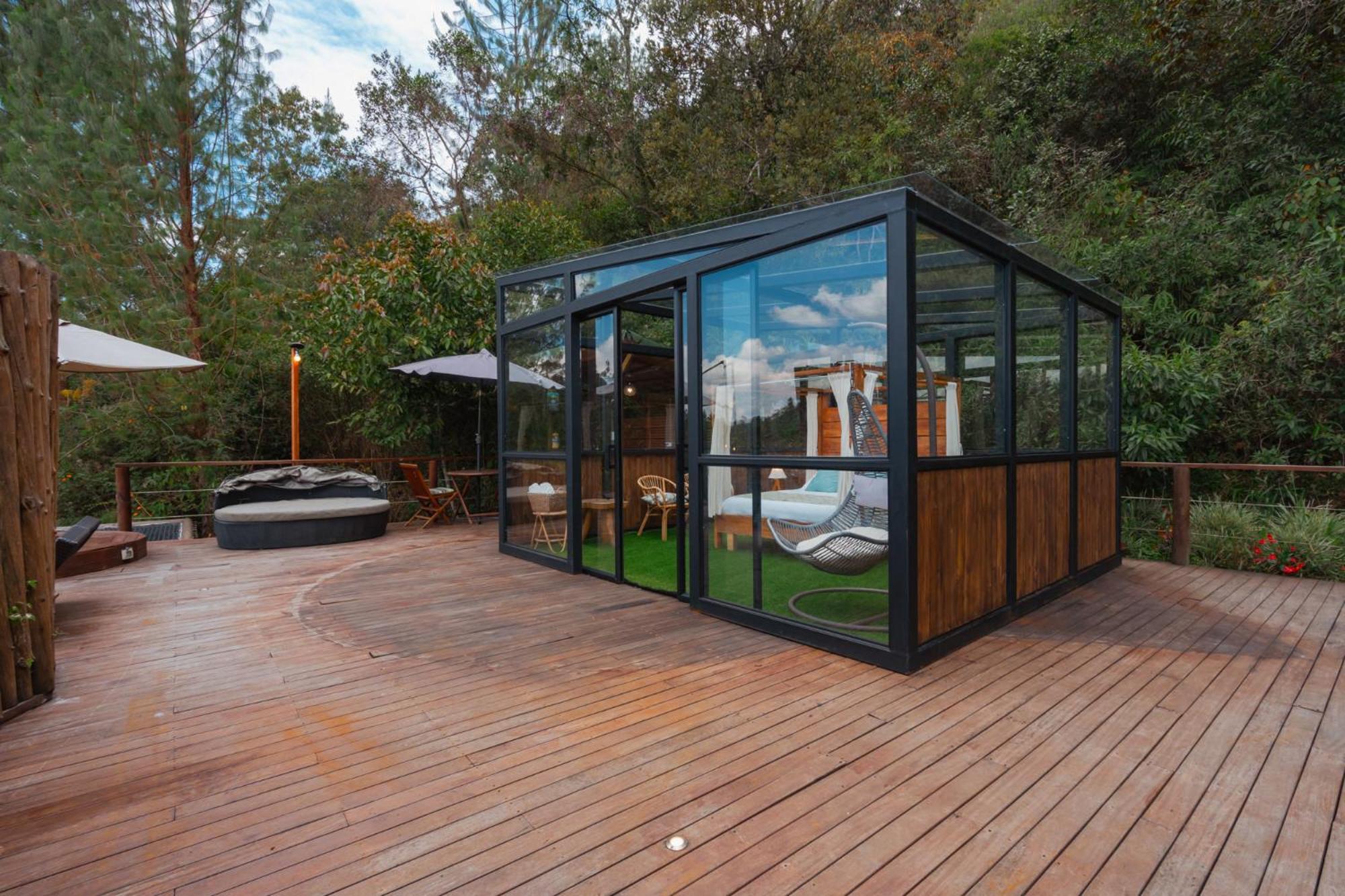 ホテル Bubblesky Glamping 40 Min From Medellin エル・レティーロ エクステリア 写真