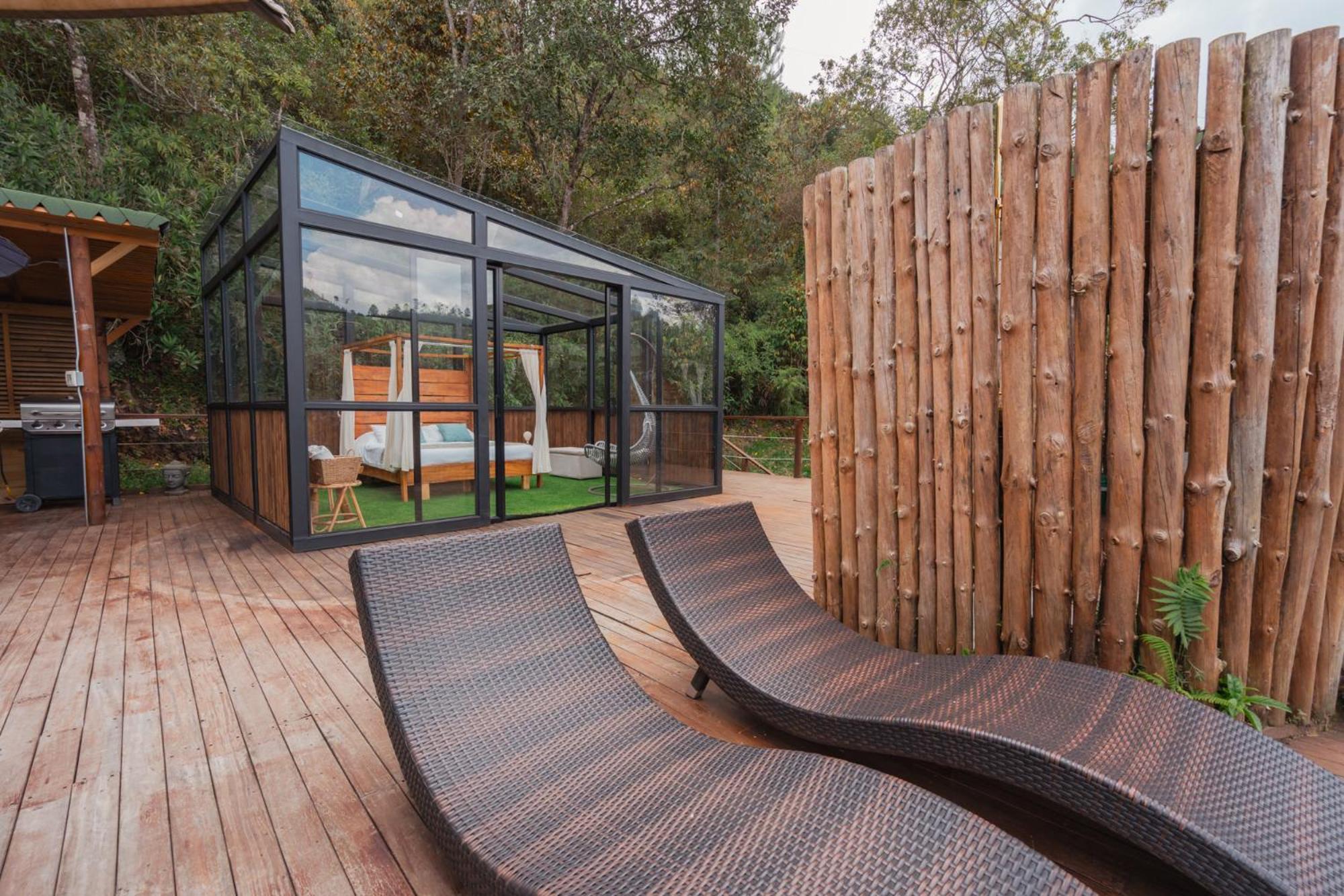 ホテル Bubblesky Glamping 40 Min From Medellin エル・レティーロ エクステリア 写真
